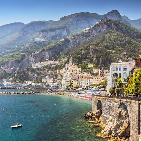 A Suites Sorrento Eksteriør bilde